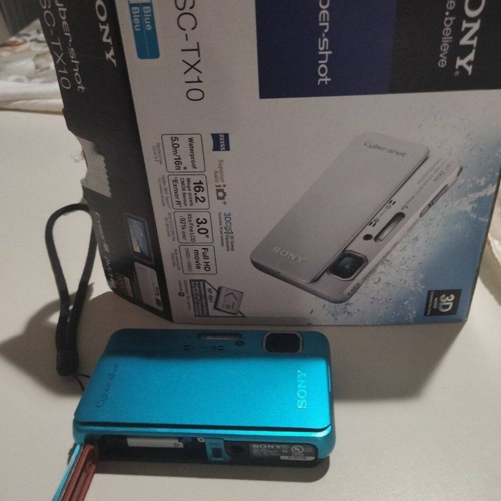 Sony Cyber-Shot DSC-TX10 Camera